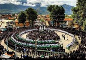 گلستان| مراسم سنتی عزاداری کمر به کمر در شهرستان رامیان برگزار شد+تصاویر