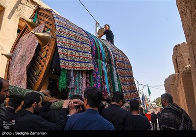 آيين نخل گردانی روستای جاريان نطنز