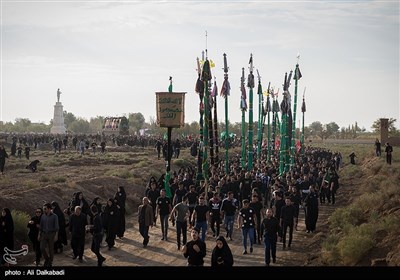 آیین نخل گردانی در روستای مزینان سبزوار