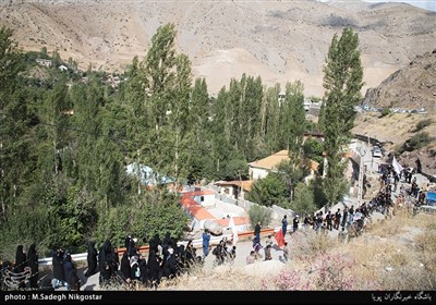 آیین عزاداری ظهر عاشورا در روستای حسنکدر جاده چالوس