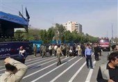 استاندار و فرماندهان ارشد نظامی خوزستان از مجروحان حادثه تروریستی اهواز عیادت کردند