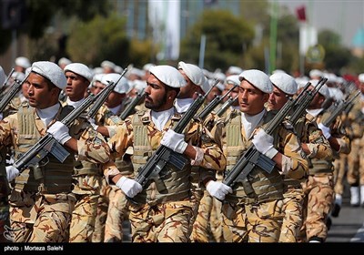 مراسم رژه نیروهای مسلح در اصفهان