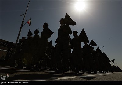 مراسم رژه نیروهای مسلح در قم 