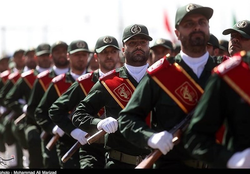 رژه نیروهای مسلح استان قم به‌روایت تصویر