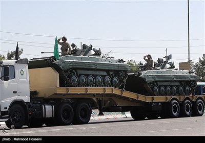 Commemorative Military Parade Held in Tehran