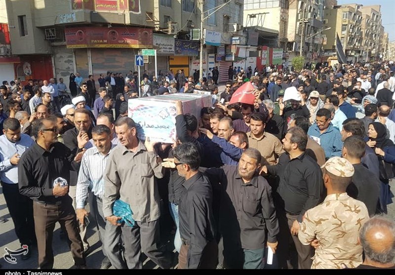 Massive Funeral Procession Starts in Iran’s Ahvaz for Victims of Terror Attack