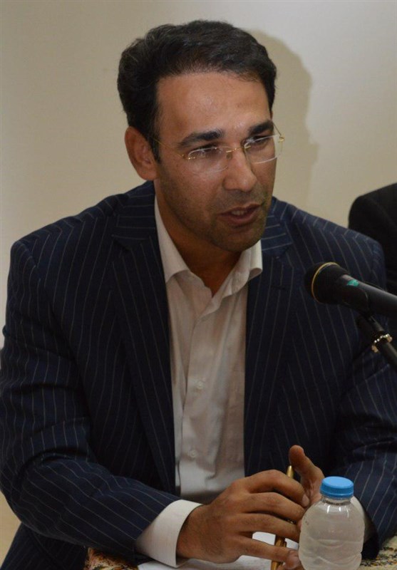 عضو هیأت علمی دانشگاه آزاد تهران: شهردارها مشمول قانون منع به کارگیری بازنشستگان می‌شوند