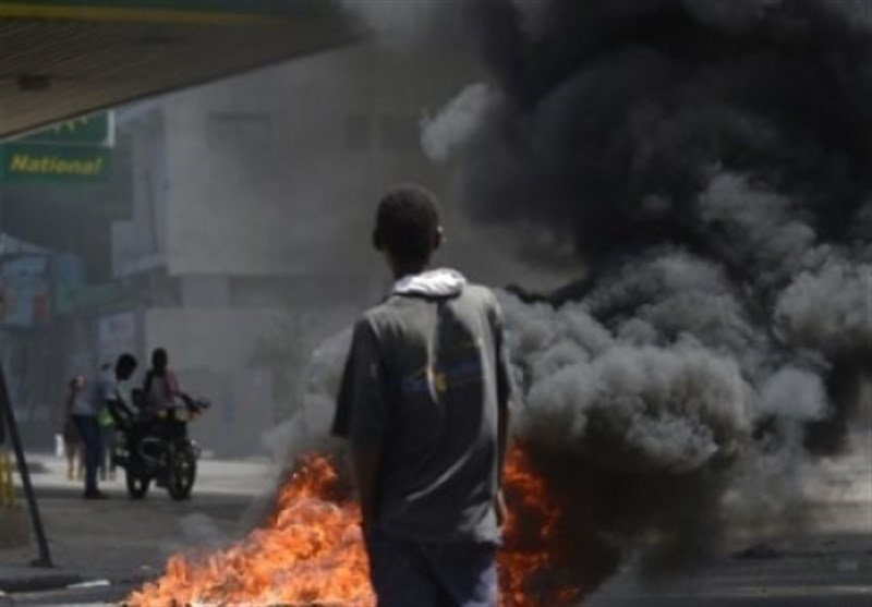 Hundreds of Haitian Protesters Demand Inquiry into Misuse of Oil Funds (+Video)