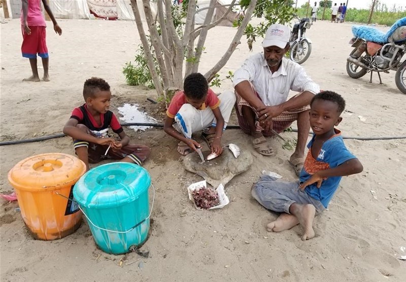 Over 70,000 Yemeni Families Flee Their Home in Hudaydah (+Photos)