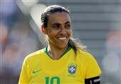 فوتبال جهان| یک زن رکورد رونالدو و مسی را شکست