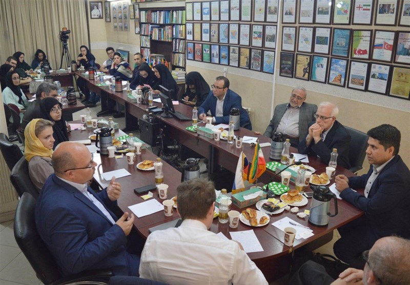 نشست چشم انداز همکاری ایران-روسیه در بنیاد مطالعات قفقاز