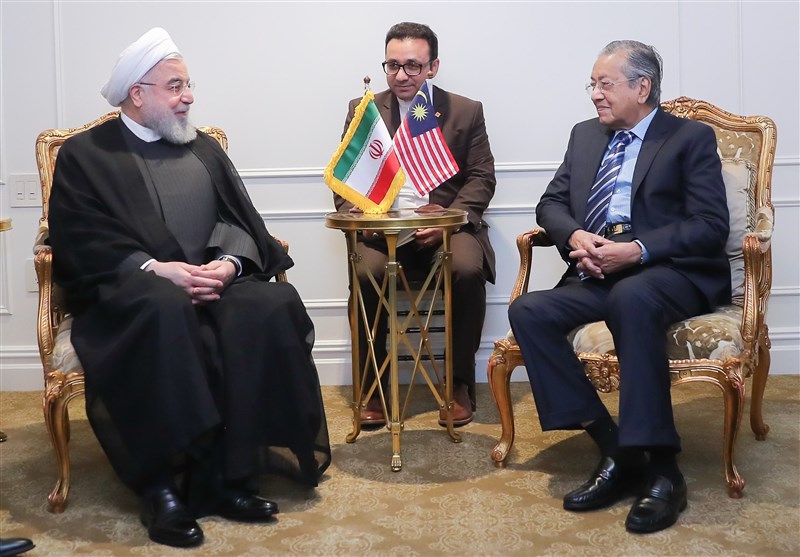 روحانی در دیدار ماهاتیر محمد: کشورهای دوست در برابر یکجانبه‌گرایی آمریکا بایستند