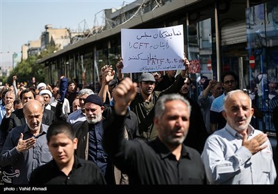 راهپیمایی نمازگزاران تهرانی در محکومیت حمله تروریستی اهواز