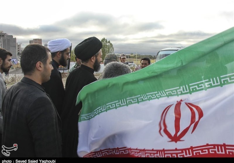 بازدید نماینده ولی فقیه در استان از نمایشگاه دفاع مقدس اردبیل به روایت تصویر