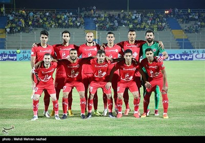دیدار فوتبال تیمهای پارس جنوبی جم و پدیده مشهد 