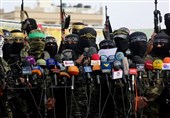 فصائل المقاومة : إجراءات الاحتلال القمعیة ضد الأسرى والأسیرات لعب فی النار