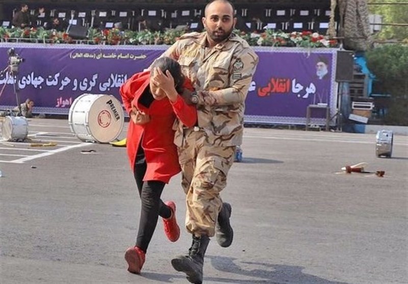 دختر بچه مانتو قرمز حادثه اهواز خواهر شهید محمد طاها است