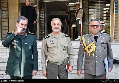 جنرل اکرام الحق کی ایرانی مسلح افواج کے بین الاقوامی کمانڈر سے ملاقات