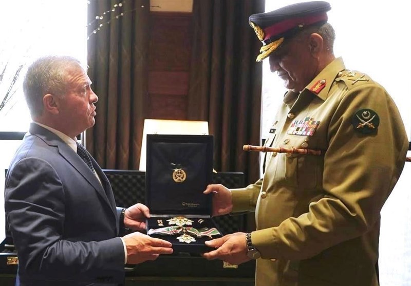 سفر مهم فرمانده ستاد ارتش پاکستان به اردن و دیدار با پادشاه این کشور