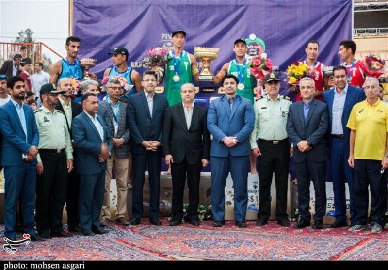 پایان مسابقات تورجهانی والیبال ساحلی بندرترکمن با قهرمانی ورزشکاران ایران+تصاویر