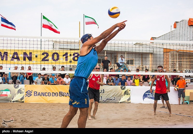 مسابقات تور جهانی تک ستاره والیبال ساحلی در مازندران آغاز شد