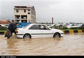 سیلاب و آب گرفتگی منازل در رودسر گیلان