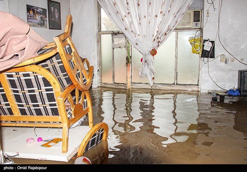 جزئیات امدادرسانی به روستاهای آب‌گرفته شرق اصفهان؛ تخلیه آب از واحدهای مسکونی در 10 روستا