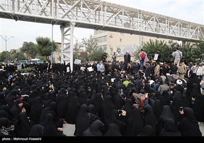 تجمع اعتراضی به تصویب لایحه (CFT) در مقابل مجلس شورای اسلامی
