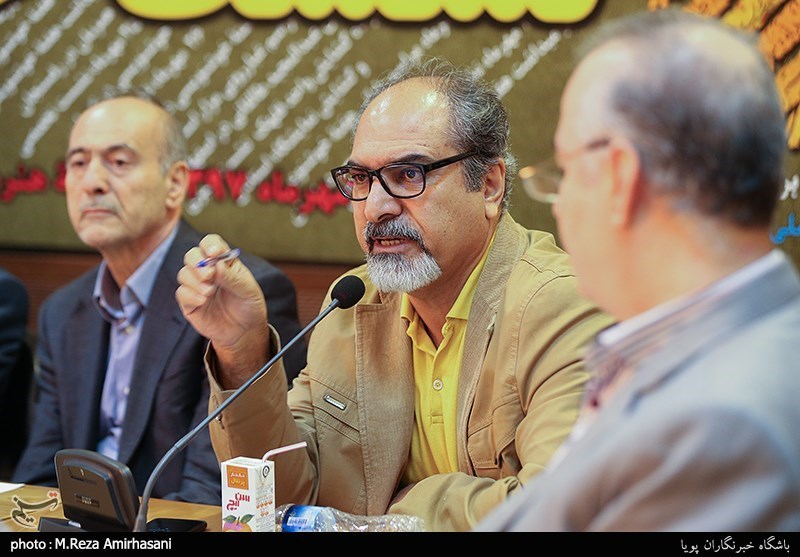 علی شیرازی عضو شورای ارزشیابی انجمن خوشنویسان ایران