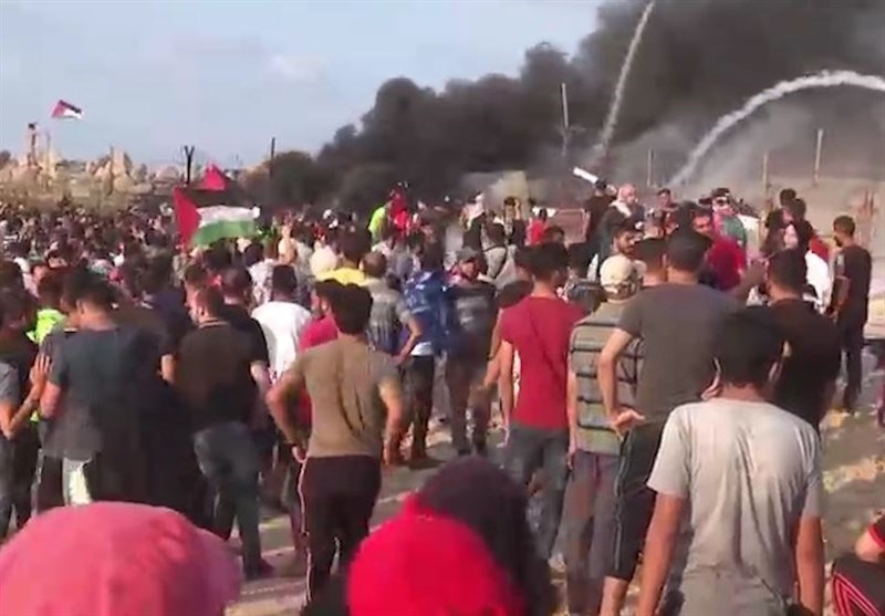 Dozens of Palestinians Injured in Protests at Gaza Border (+Video)