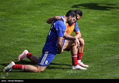 امید ابراهیمی و مهدی طارمی در تمرین تیم ملی فوتبال ایران