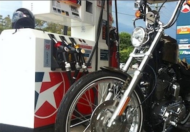 فروش بنزین به موتورسواران فاقد کلاه ایمنی در پاکستان ممنوع شد