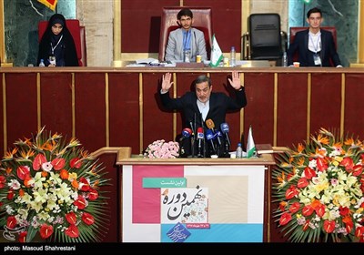  سید محمد بطحایی وزیر آموزش و پرورش در افتتاحیه نهمین دوره مجلس دانش آموزی