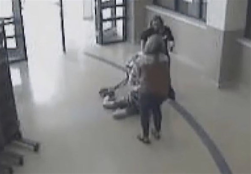 Video Shows US Teachers Dragging Autistic Student In Lexington (+Video)