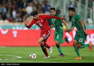 Iran, Bolivia Play Friendly in Tehran