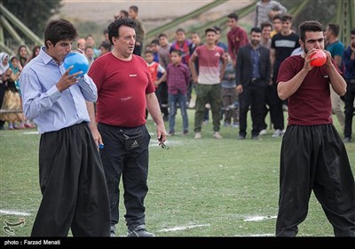 جشنواره بازیهای بومی محلی در روستای ماوا-کرمانشاه