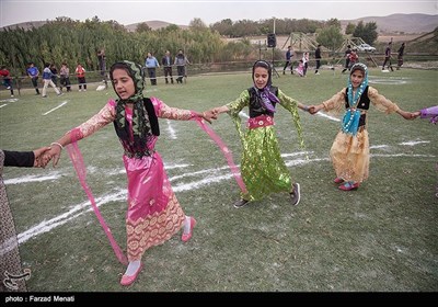 جشنواره بازیهای بومی محلی در روستای ماوا-کرمانشاه