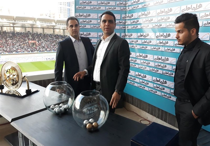برگزاری مراسم قرعه‌کشی جام حذفی فوتبال قبل از دیدار سپاهان - پرسپولیس