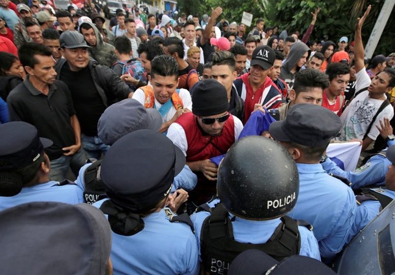 Protesters in Tijuana, Mexico, Want Migrant Caravan to Leave