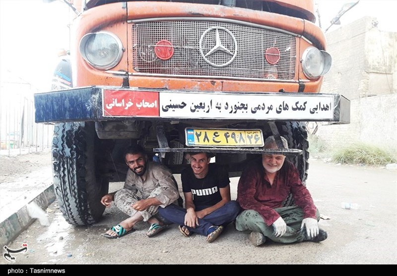 اربعین حسینی| تلاش‌ها برای برپایی موکب اصحاب خراسانی زیر بارش باران کربلا+تصاویر