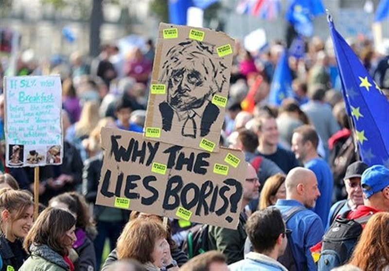 Over 500,000 People Turn Out for Anti-Brexit Demonstration in London (+Video)