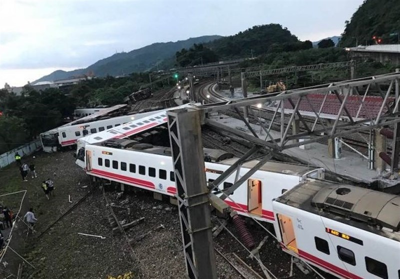 Taiwan Train Accident Kills at Least 17