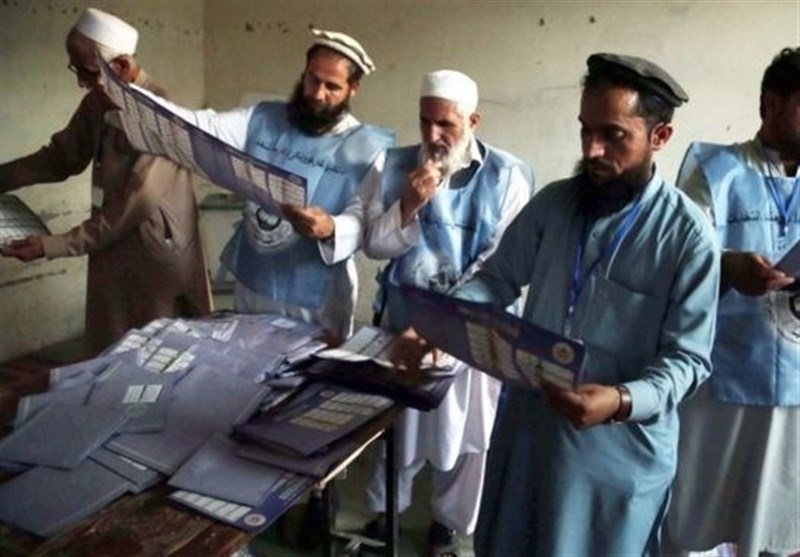 کمیسیون انتخابات افغانستان: ناظران انتخاباتی روند بازشماری آرا را مختل می‌کنند