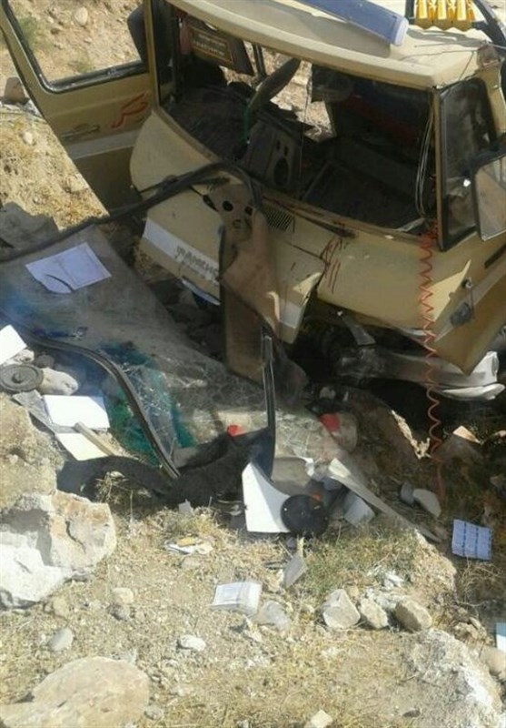 خوزستان|سانحه تصادف مینی بوس حامل دانش آموزان &quot;شهر لالی&quot; 16 زخمی برجای گذاشت + تصویر