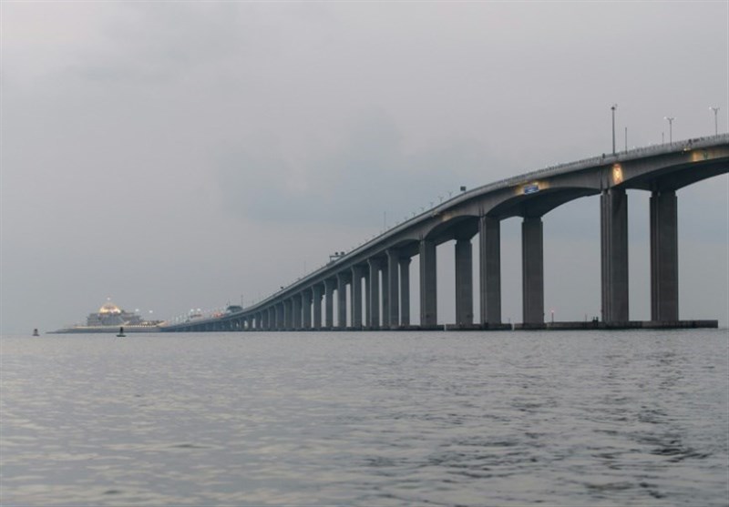 China&apos;s President Inaugurates Hong Kong-Mainland Mega Bridge