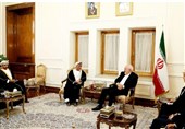 معاون وزیر خارجه عمان با ظریف در تهران دیدار کرد