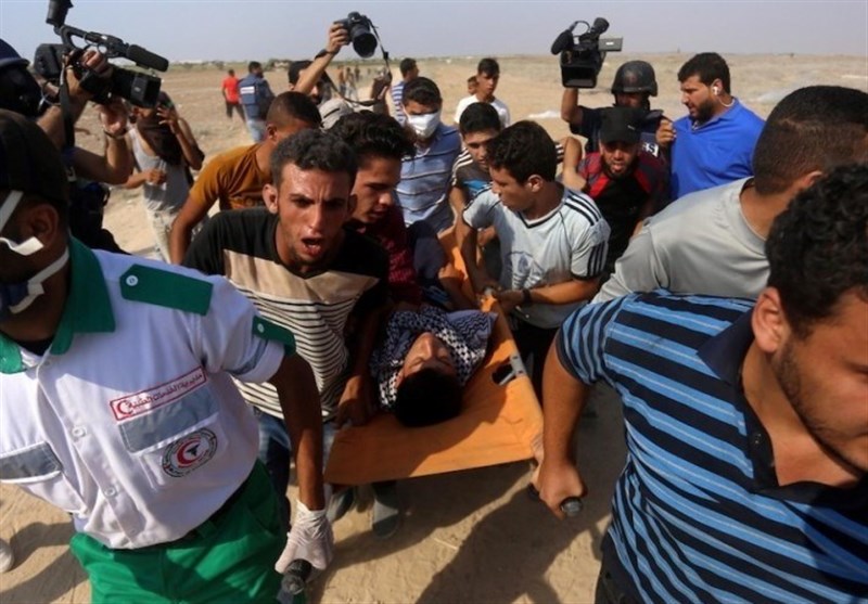 اصابة 25 فلسطینیا اثر اطلاق الاحتلال الرصاص على المشارکین فی المسیر البحری الـ 16