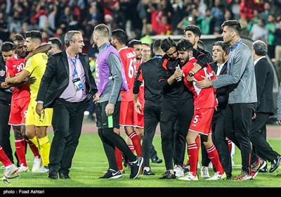 دیدار تیم‌های فوتبال پرسپولیس و السد