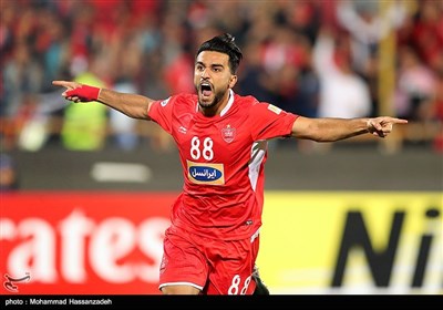 دیدار تیم‌های فوتبال پرسپولیس و السد 