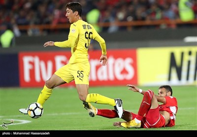 دیدار تیم‌های فوتبال پرسپولیس و السد 